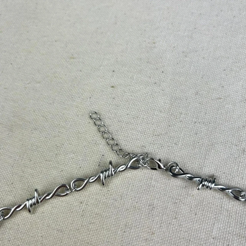 Vintage Y2K silver barbed wire heart opium cyber punk style necklace barb wire